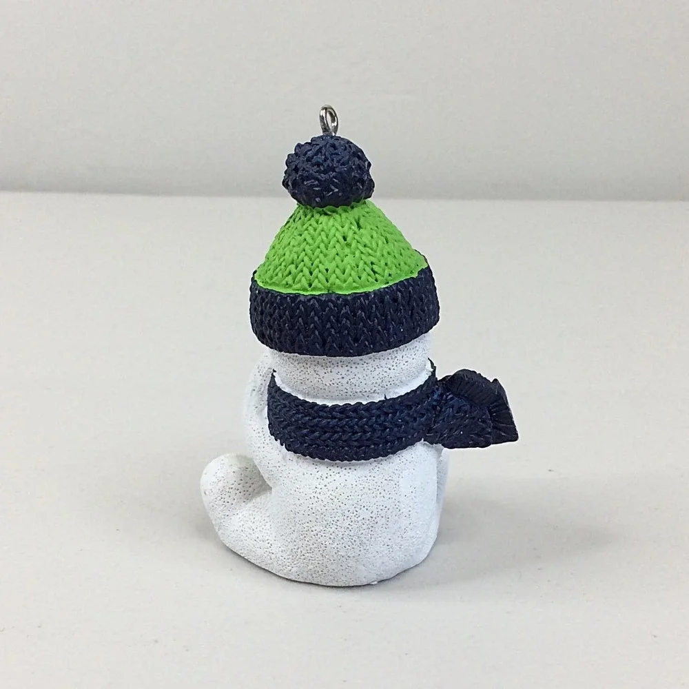 Forever Collectibles NFL Seattle Seahawks Snowman Popcorn Ornament Figurine